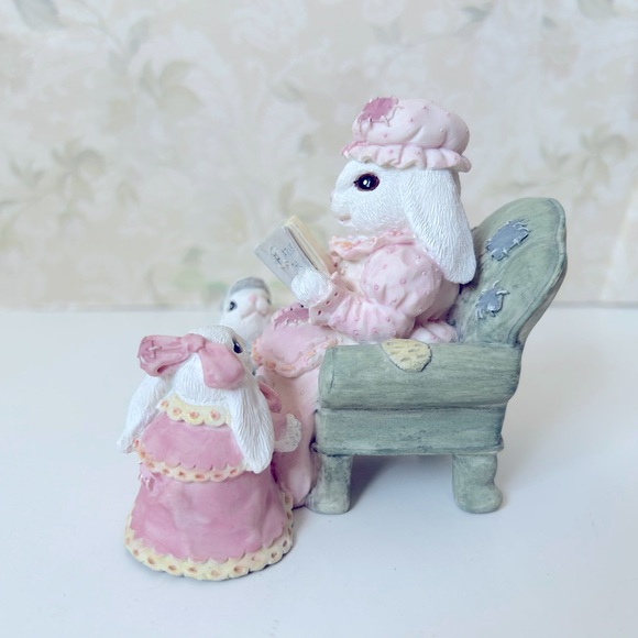 Patchville Bunnies Collection Grandma Rose 1993, 4" tall. (BI#MK/180328/RIAM) - Picture 2 of 4